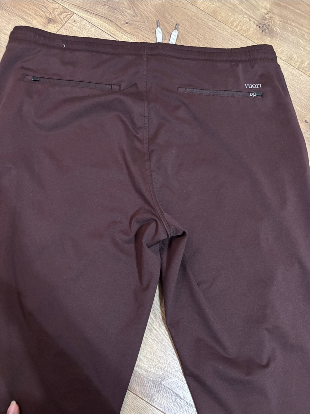 Vuori sunday performance maroon joggers mens size Large - Picture 8 of 9